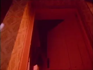 炼狱级性爱：美女被狂操至潮吹喷水，淫叫连连