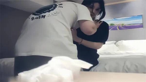 极品探花！黑衣长裙高颜值妹子被猛操狂干到腿软