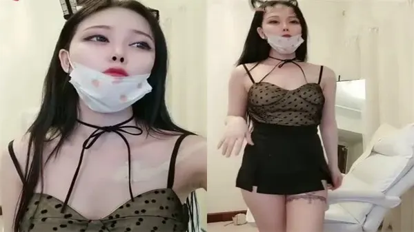 肥臀巨乳痴女淫叫骚话不停，互动道具自慰高潮喷水连连
