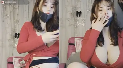 极品女主播直播自慰，观众疯狂打赏高潮不断！