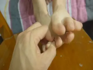 热辣足交诱惑