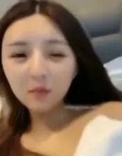 娇小俏丽小姐姐主动挑逗 回家后被疯狂干个痛快