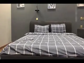 早餐店兼职的极品嫩妹 清纯学生妹的制服诱惑让人沉沦