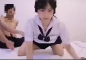 邻居清纯学生妹 为换iPhone自愿献身 白嫩小穴任我插