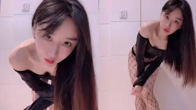 熟女女優のスケベな身体が堪能できる