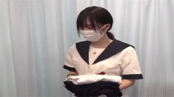 变态医生诊室偷窥实录，隐秘视角刺激到窒息！
