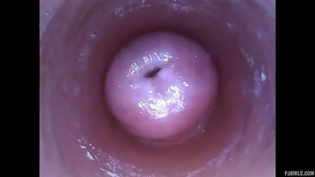 KIRA-001 淫荡自拍骚货用内窥镜狂拍嫩穴 高清无码特写喷水实录