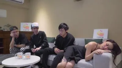 醉酒美女猎艳记：湿身诱惑激战不举男 肉体碰撞实录