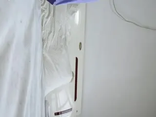 【国产】很听话的敏感小野模宾馆私拍内置遥控跳弹塞下体摄影师咸猪手边搞边拍干的妹纸娇喘淫叫阴毛好浓密1080P超清