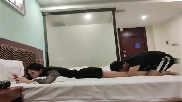 2000元包夜极品气质外围女，全套服务等你疯狂输出！