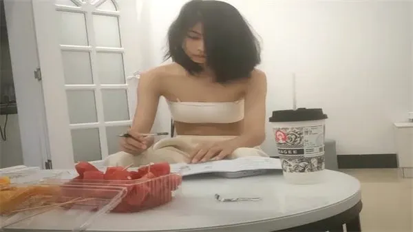 【原胖子传媒】想结婚的清纯学生妹？身体却诚实地渴求开发！
