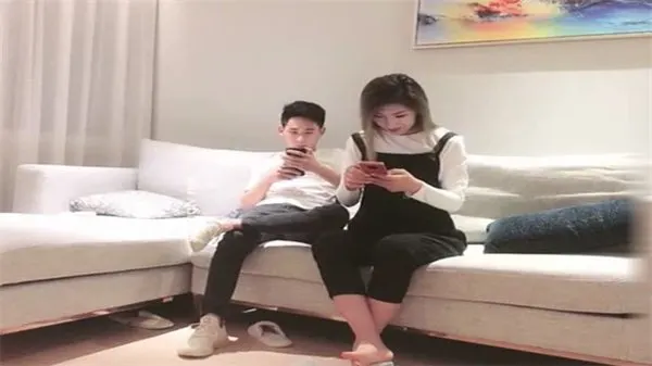 太子探花03年妹子在校学生纯天然高素质教育