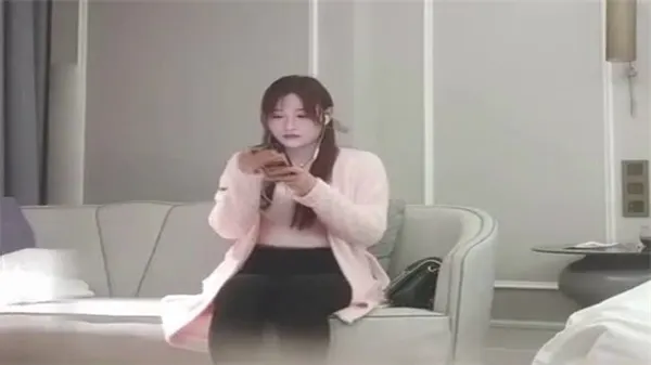 极品探花小姐姐遭巨根爆操 浪叫狂喊：啊…不行了…太深了