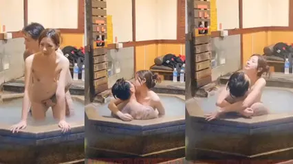 网爆流出网红情侣在日本的温泉日逼，爽的飞起 女忍身材真不错