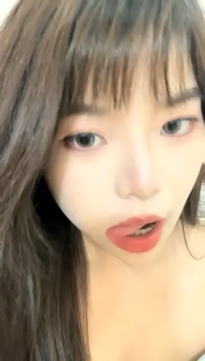 新来肉感小美女！3小时激情操逼！摄影小哥旁边观战，第一视角大屌吸吮，特写骑乘位，大屁股猛砸
