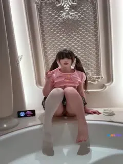 幼宝-白丝女儿服_2