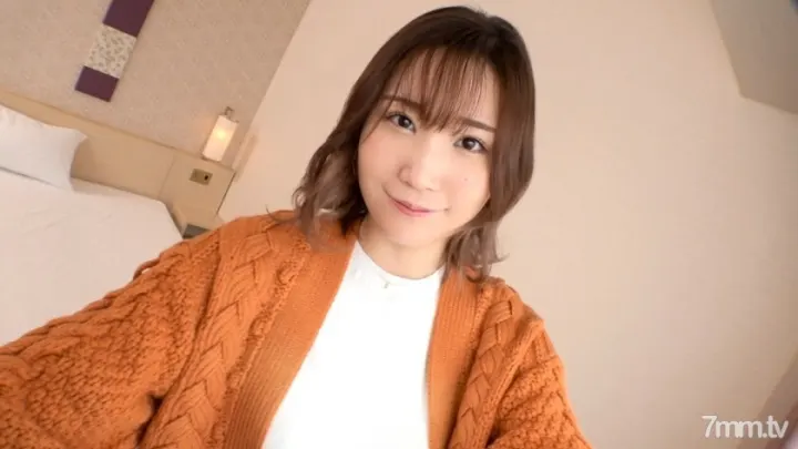 SIRO-4752 [第一枪] [高挑] [磨蹭顶姿的女人] 发现了一位长相干净，腿美的图书馆接待员。如果用猛烈的活塞冲刷你柔嫩的皮肤，你会多次摇晃身体而死..网上的AV应用→AV体验拍摄1729
